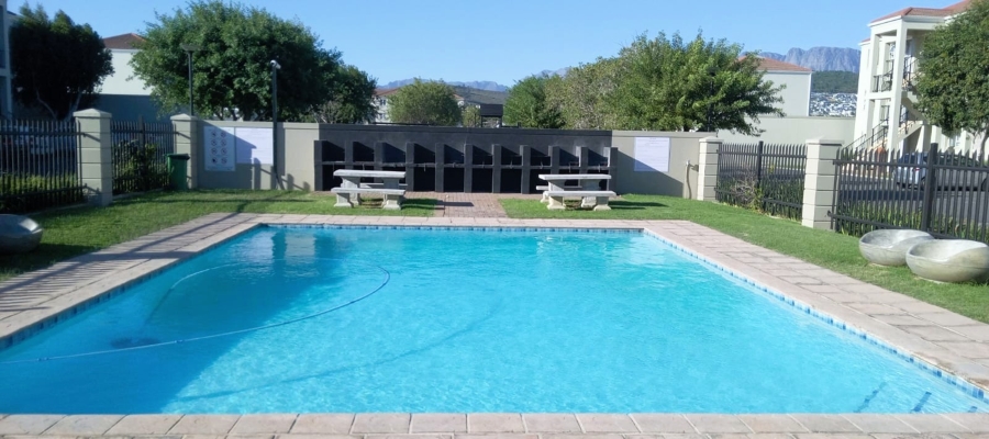 2 Bedroom Property for Sale in Heritage Park Western Cape